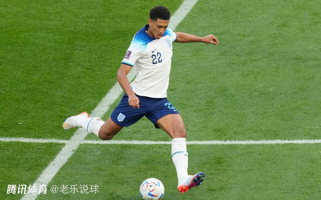 大杰一间，小洁也一间。